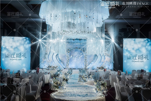 重回十八岁 一场穿越时光的校园风主题婚礼策划全案